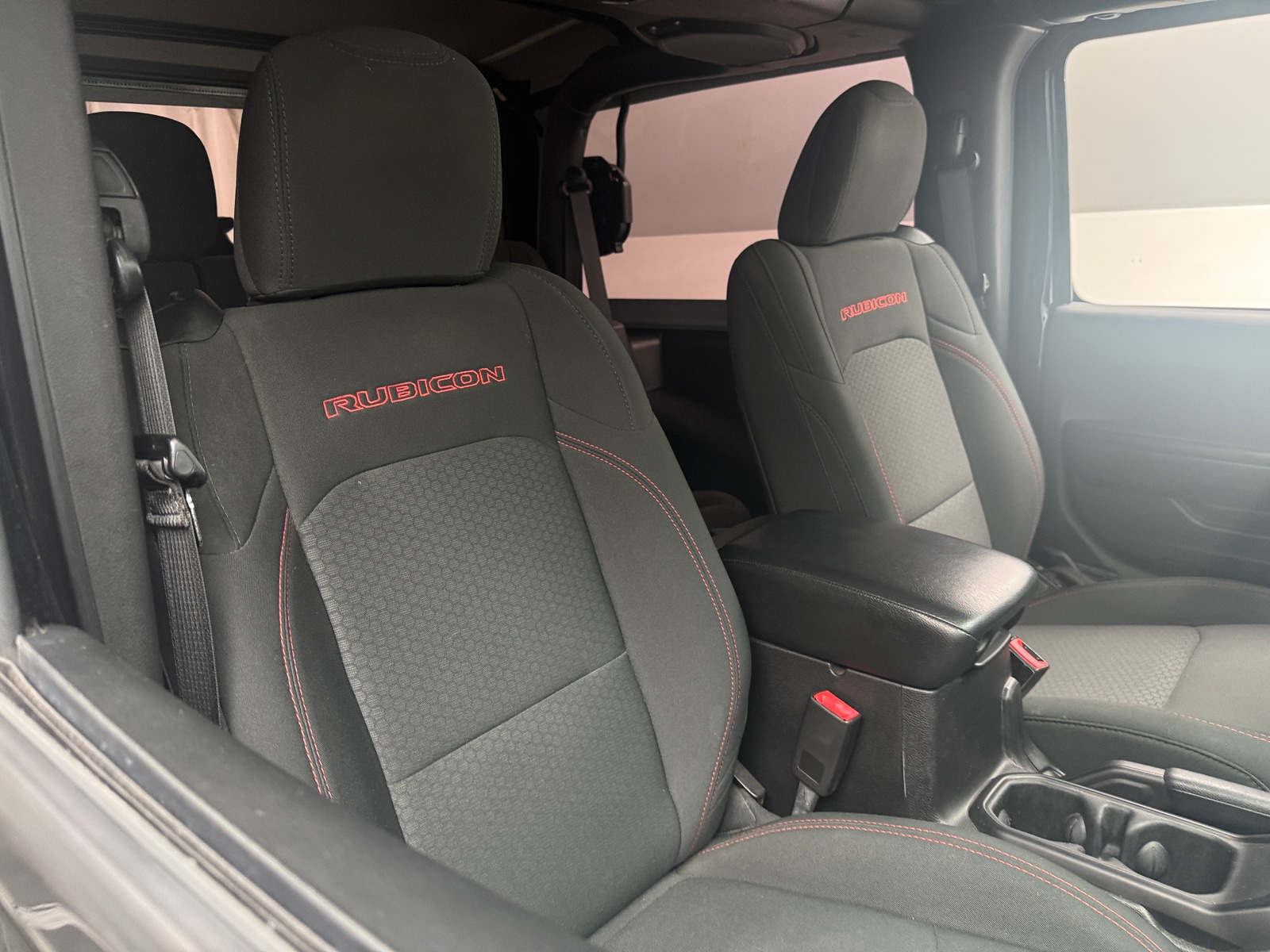 Thumbnail: 2019 Jeep Wrangler - 2