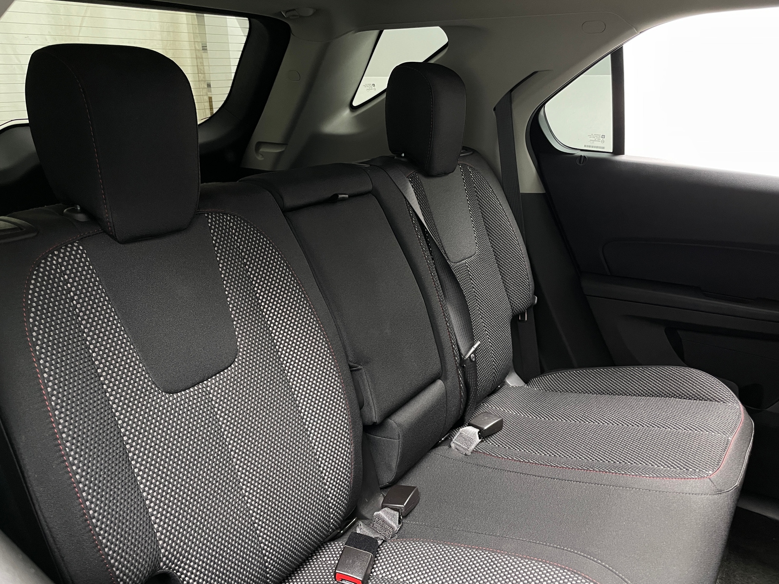 Thumbnail: 2017 Chevrolet Equinox - 6