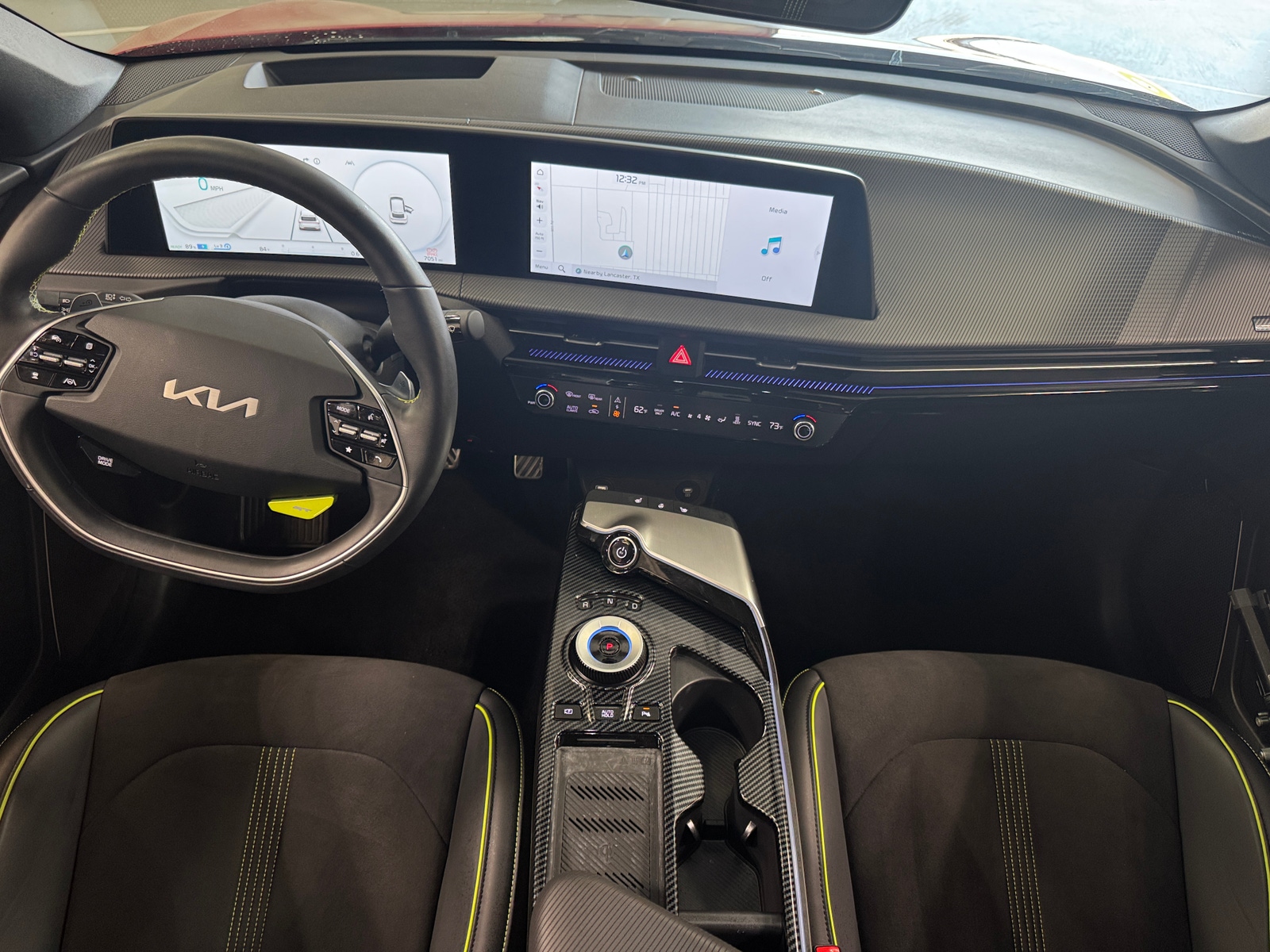 Thumbnail: 2023 Kia EV6 - 2