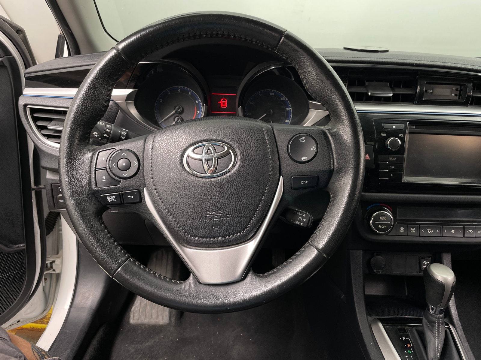 Thumbnail: 2014 Toyota Corolla - 5
