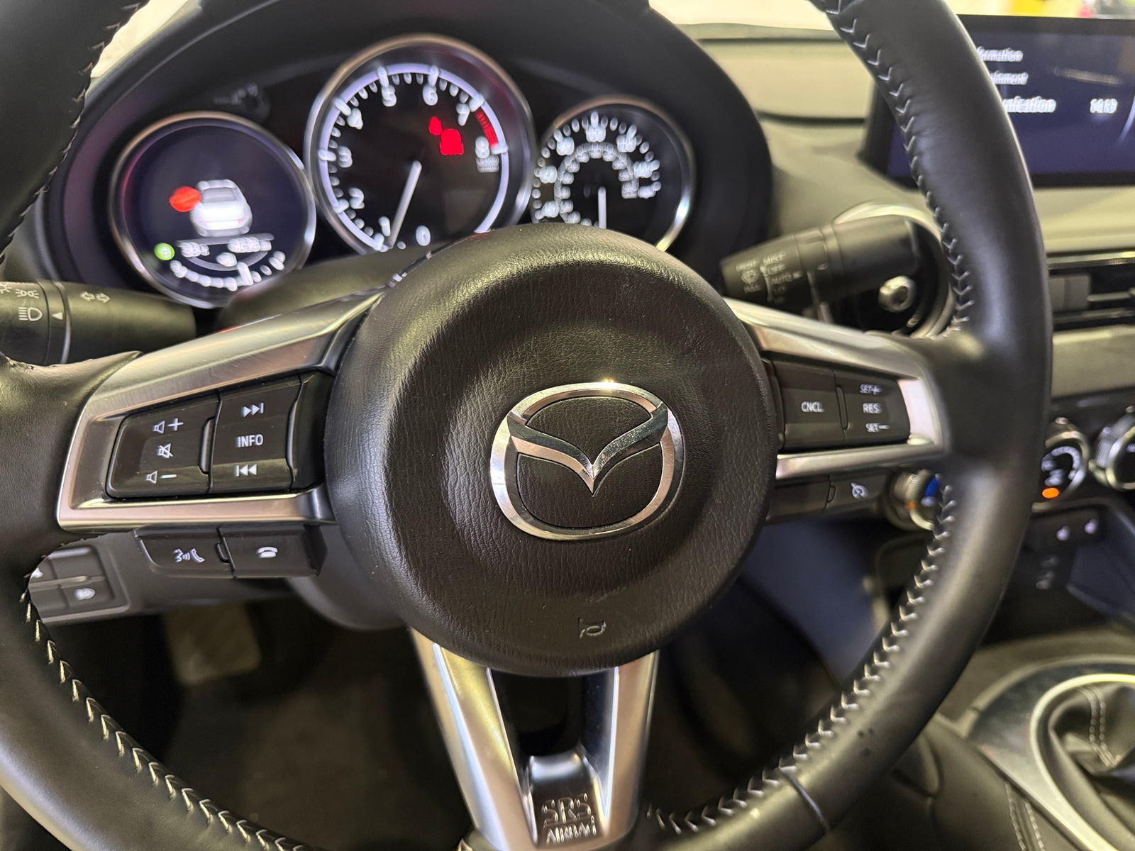 Thumbnail: 2024 Mazda MX-5 Miata - 4
