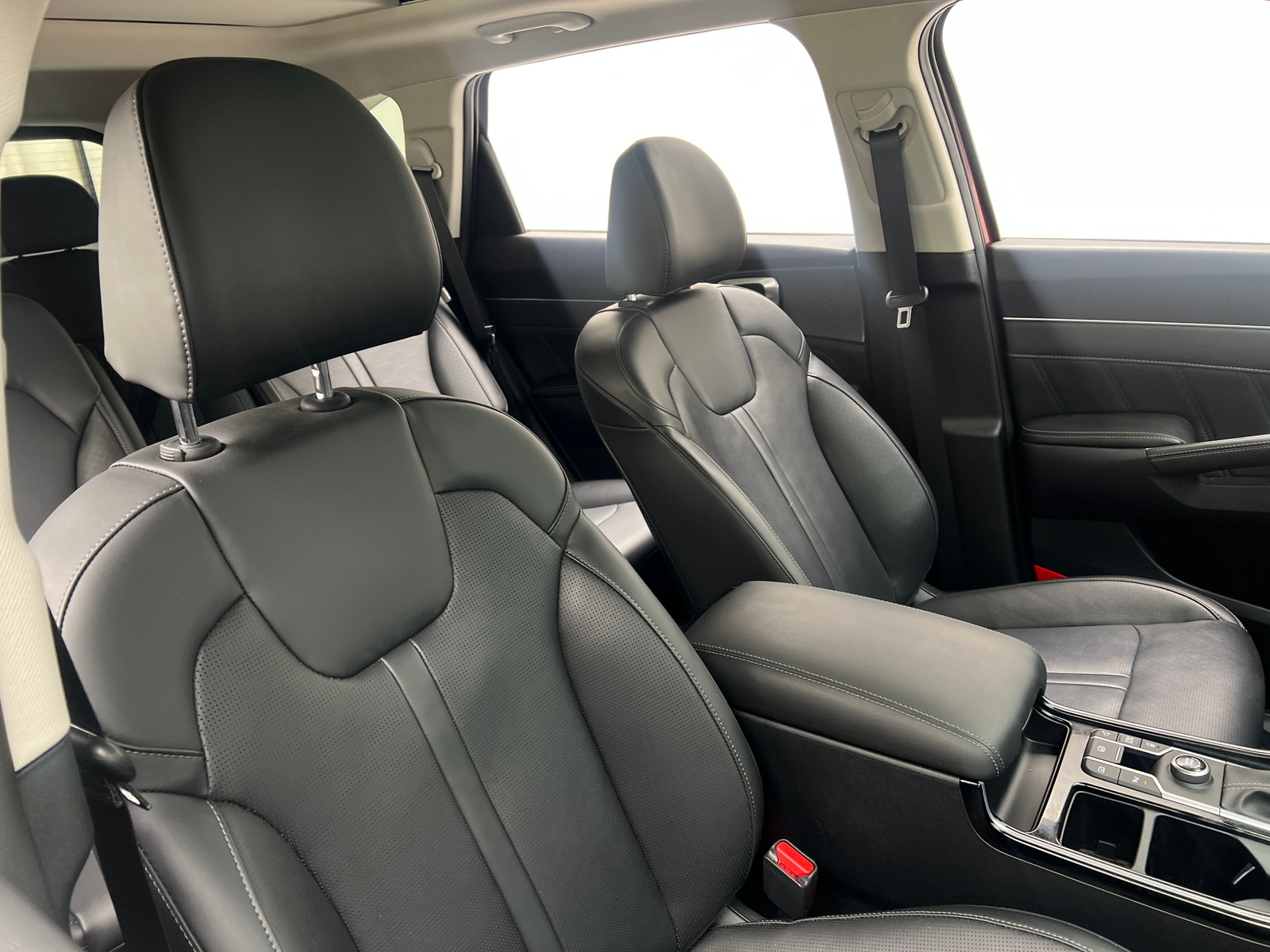 Thumbnail: 2024 Kia Sorento - 2