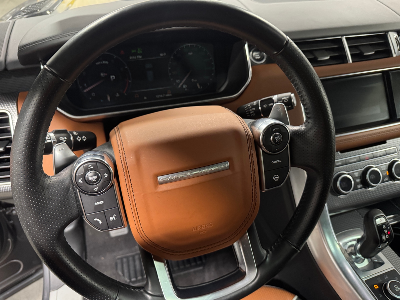 Thumbnail: 2016 Land Rover Range Rover Sport - 4