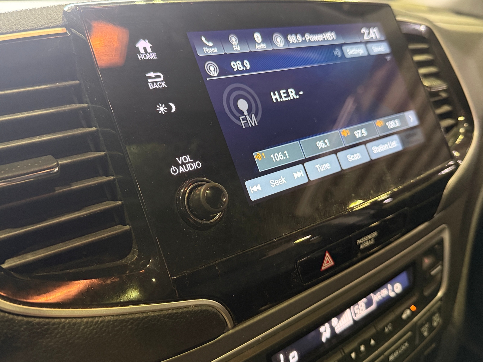 Thumbnail: 2020 Honda Pilot - 3