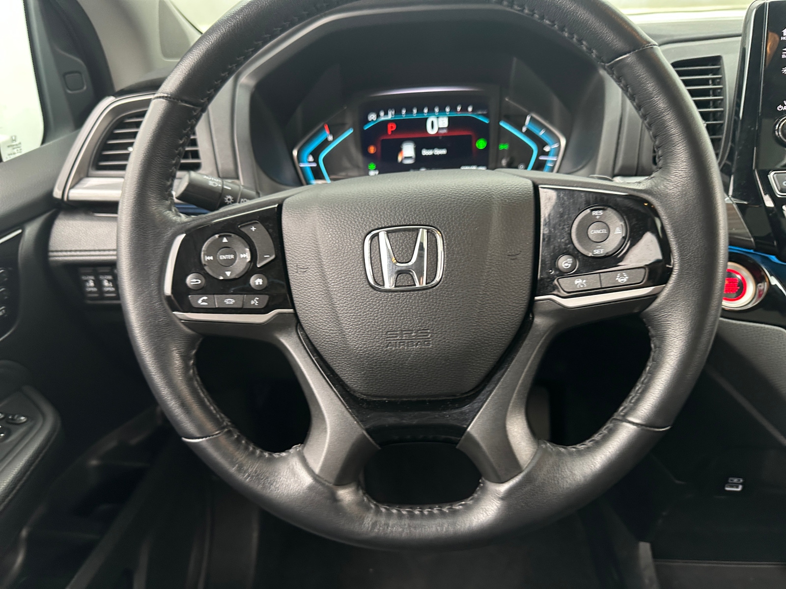 Thumbnail: 2023 Honda Odyssey - 4