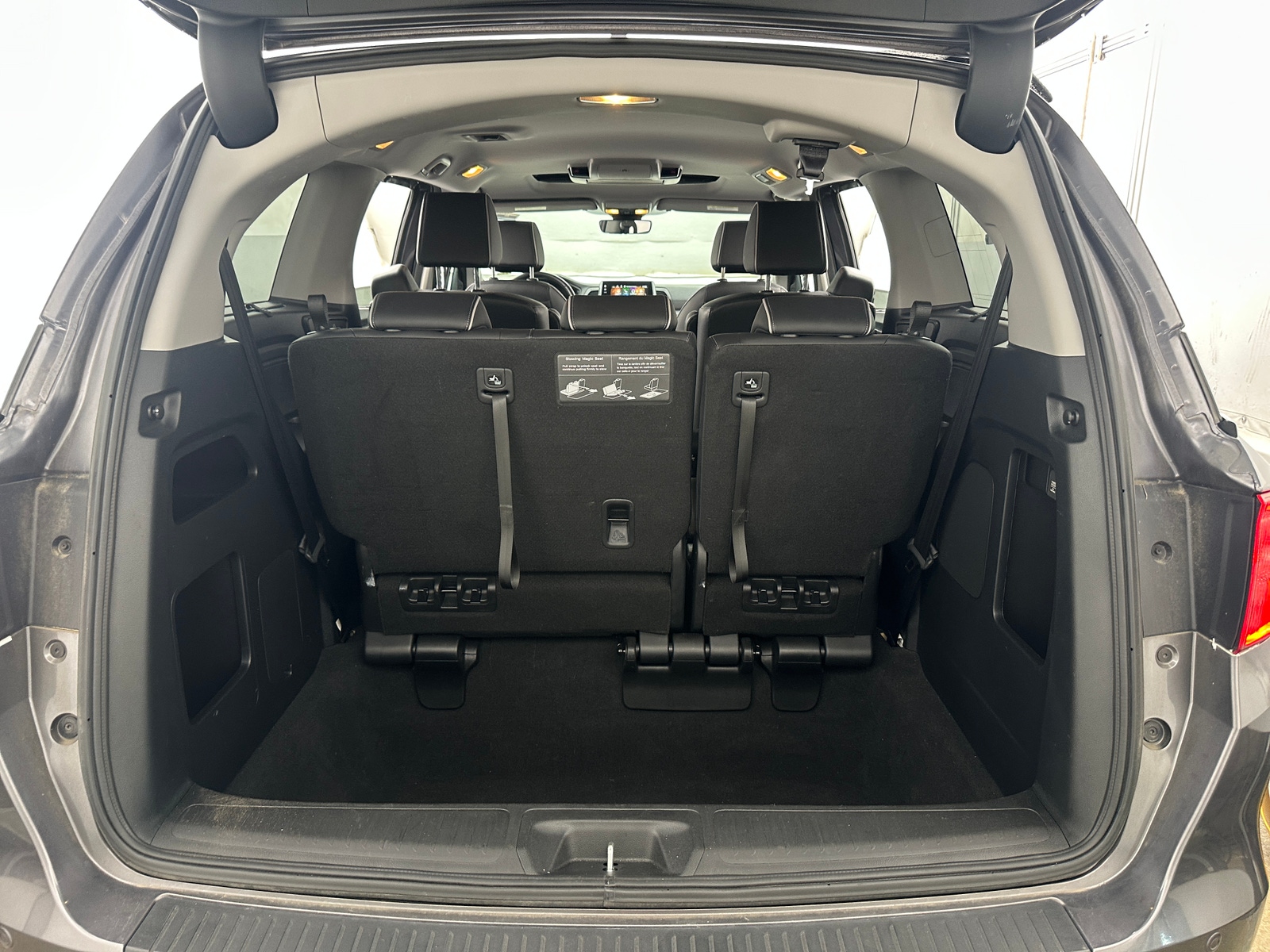 Thumbnail: 2023 Honda Odyssey - 6