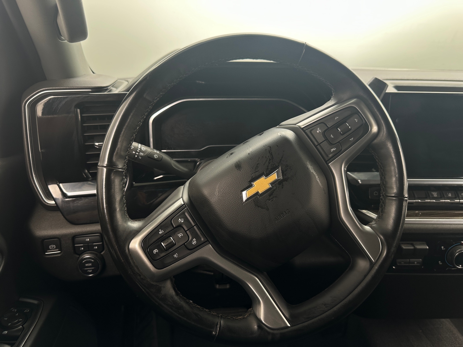 Thumbnail: 2024 Chevrolet Silverado 2500 - 5