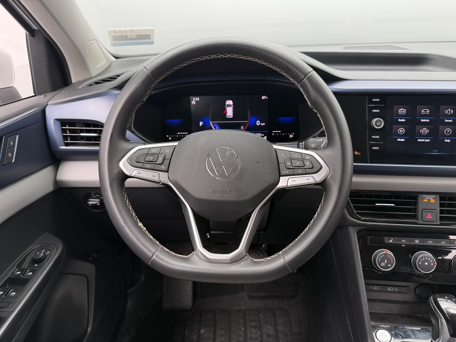 Thumbnail: 2023 Volkswagen Taos - 4