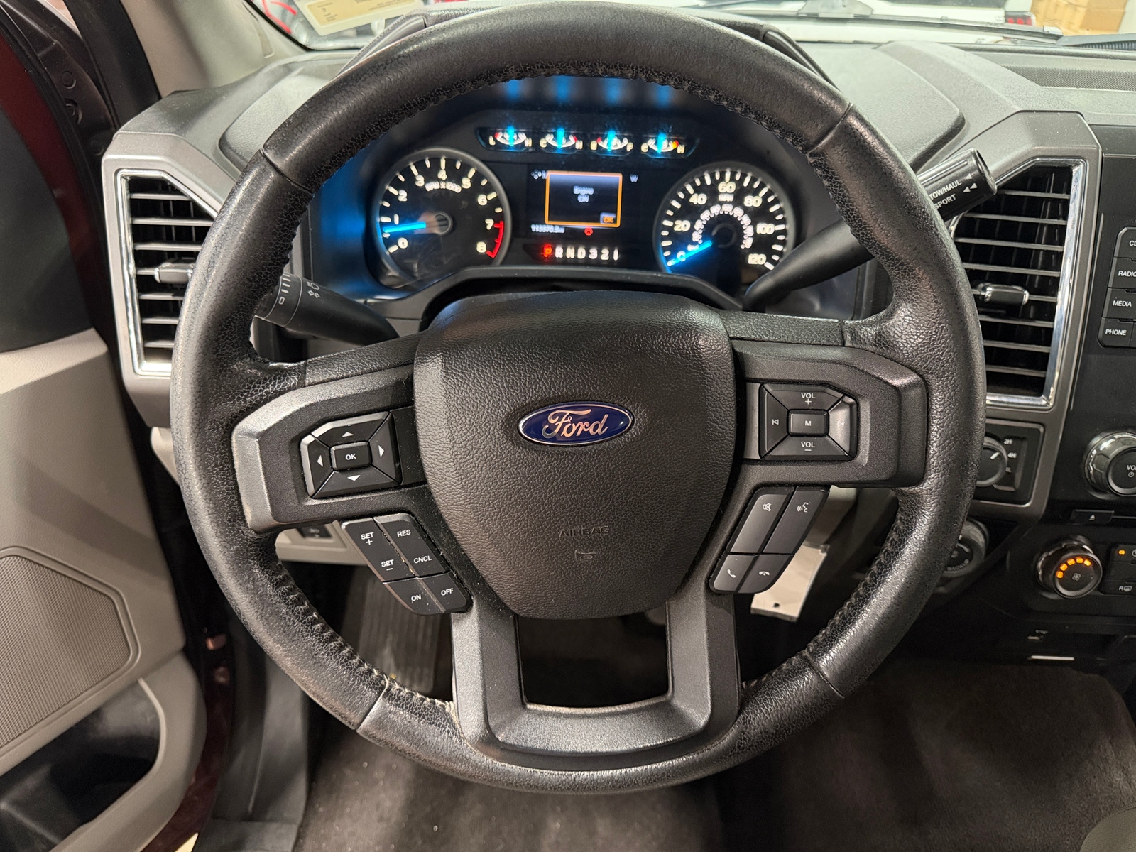 Thumbnail: 2016 Ford Econoline - 5