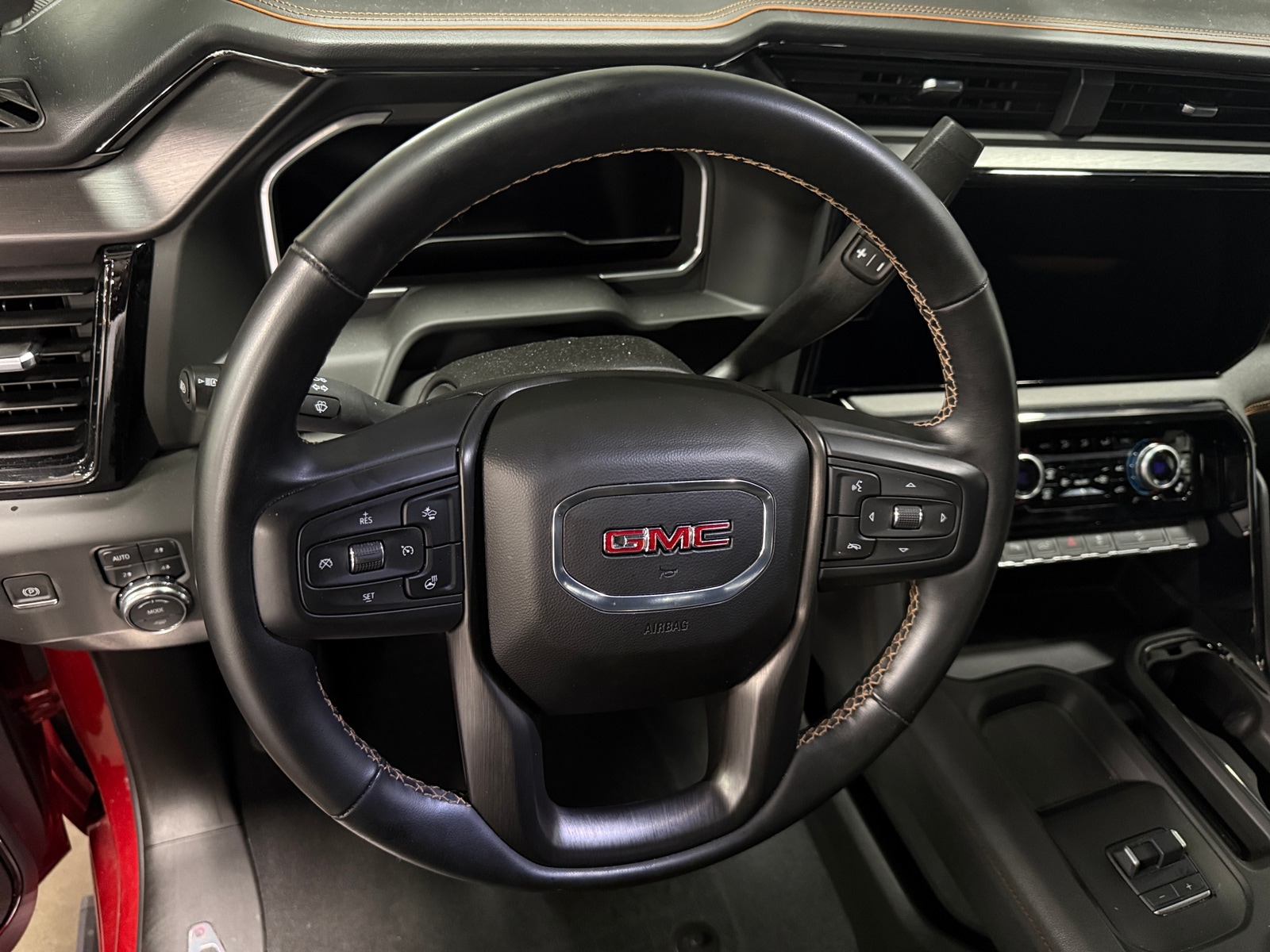 Thumbnail: 2024 GMC Sierra 2500 - 4
