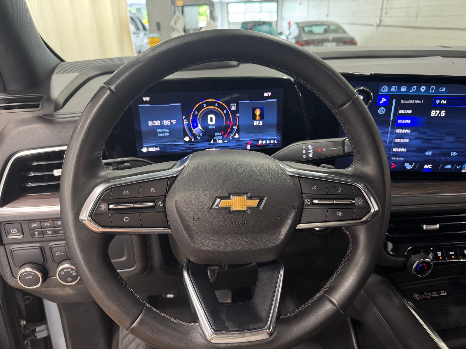 Thumbnail: 2025 Chevrolet Suburban - 4