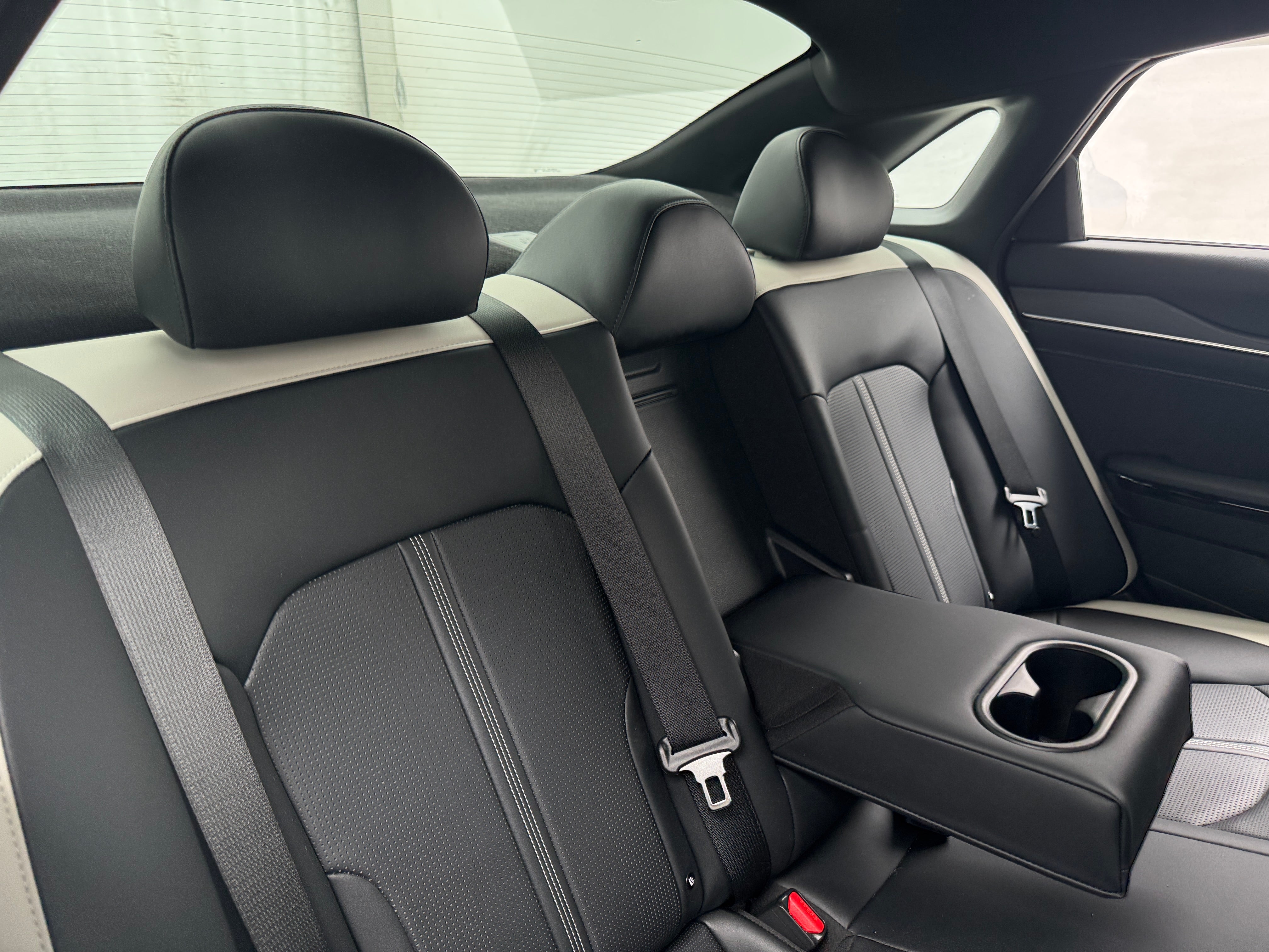 2025 Kia K5 GT-Line - Photo 3