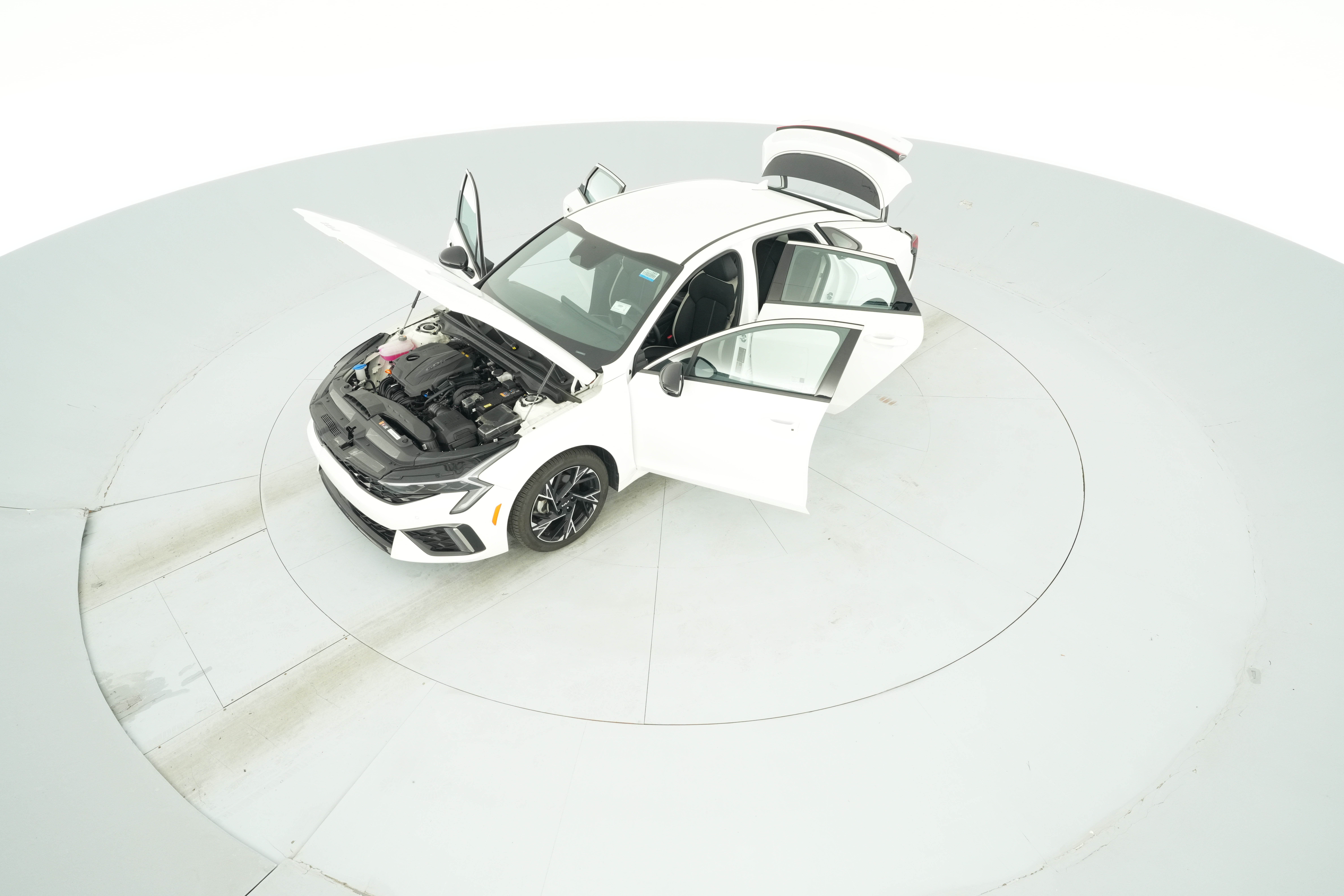 2025 Kia K5 GT-Line - Photo 41
