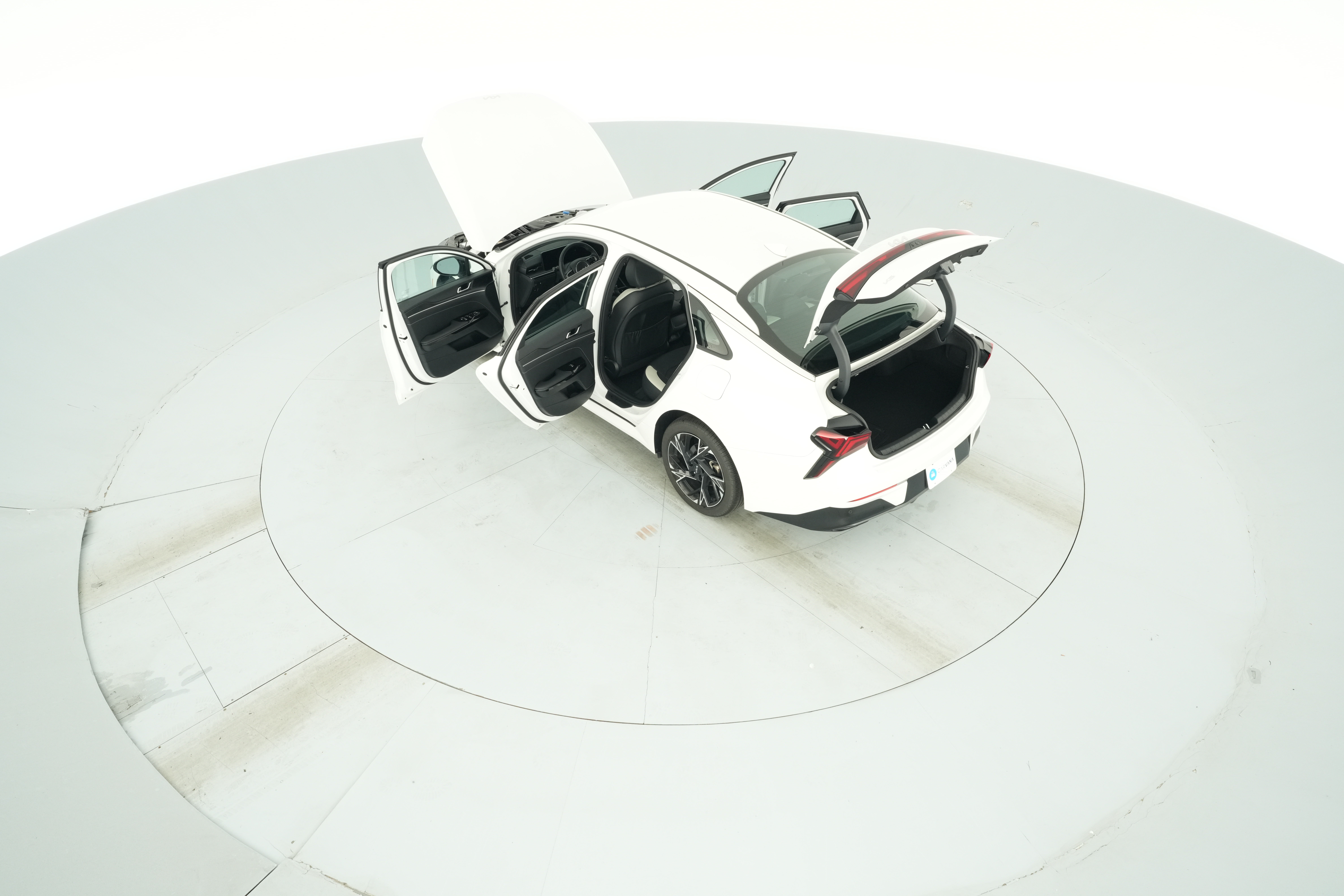 2025 Kia K5 GT-Line - Photo 45