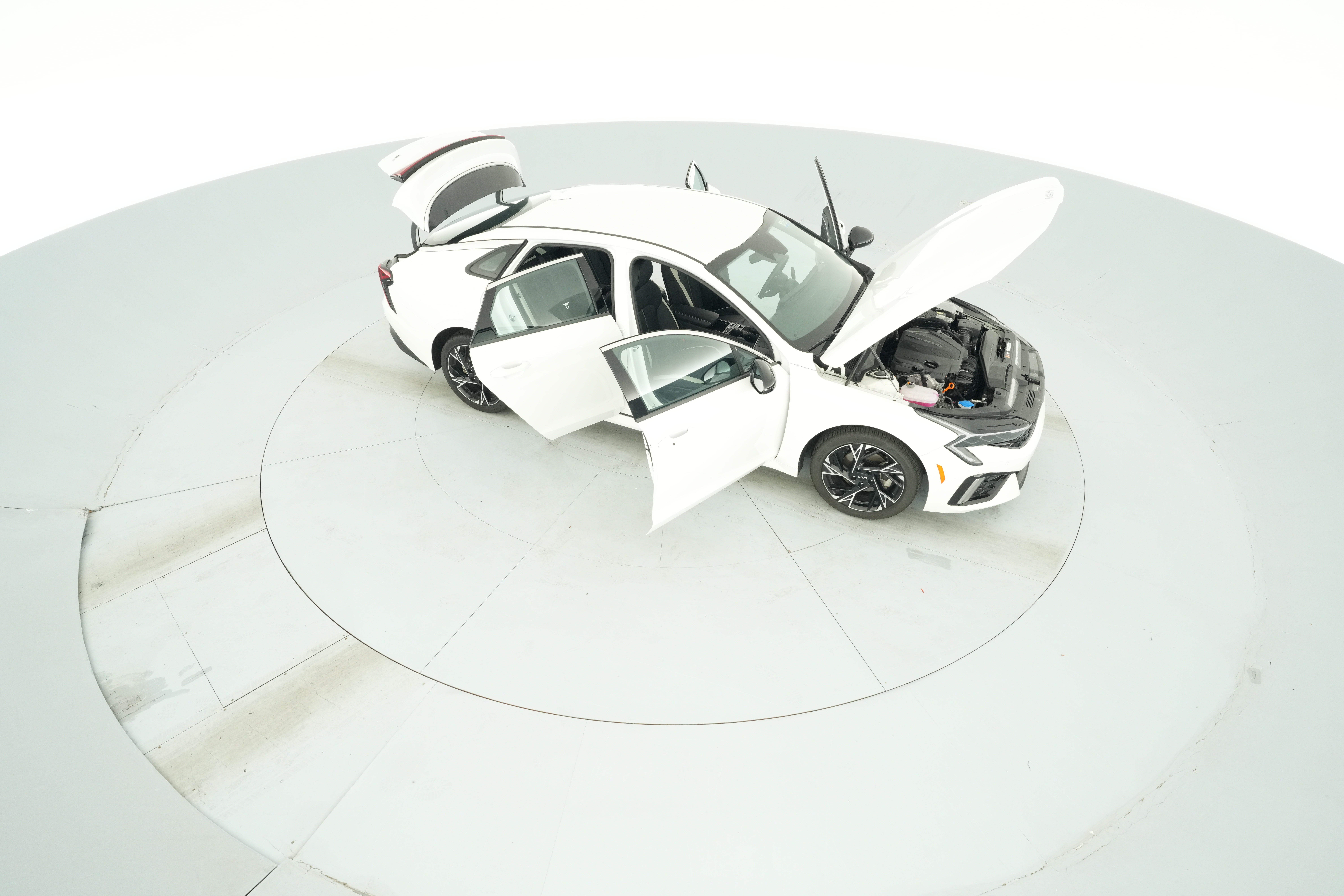 2025 Kia K5 GT-Line - Photo 52