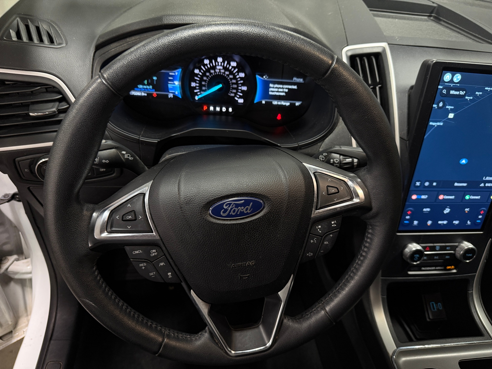 Thumbnail: 2022 Ford Edge - 4