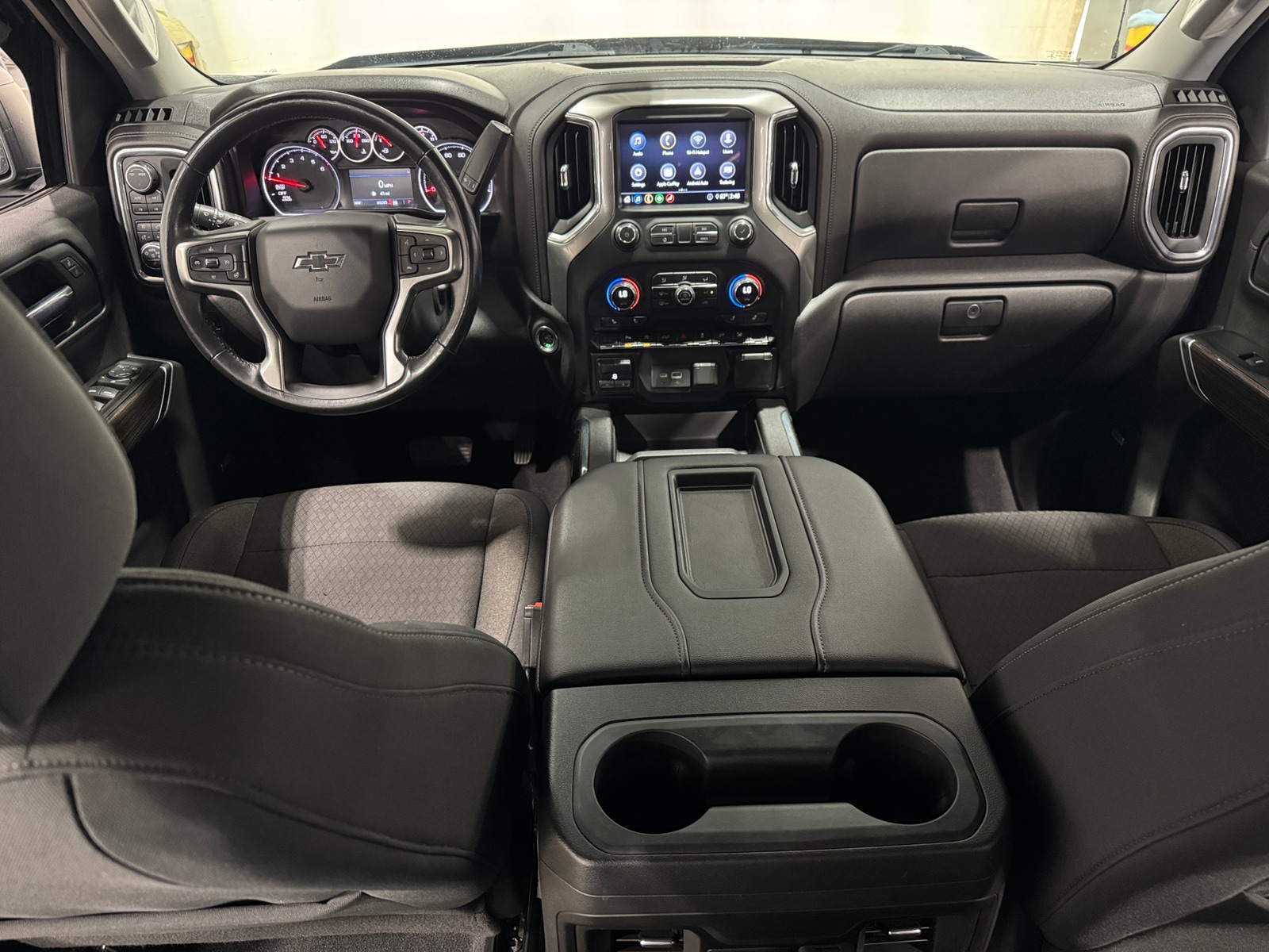 Thumbnail: 2020 Chevrolet Silverado 1500 - 3