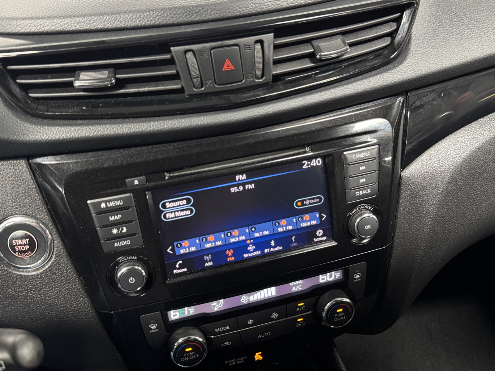 Thumbnail: 2019 Nissan Rogue Sport - 4