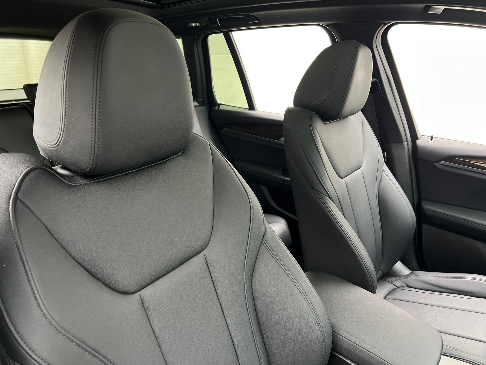 Thumbnail: 2021 BMW X3 - 2