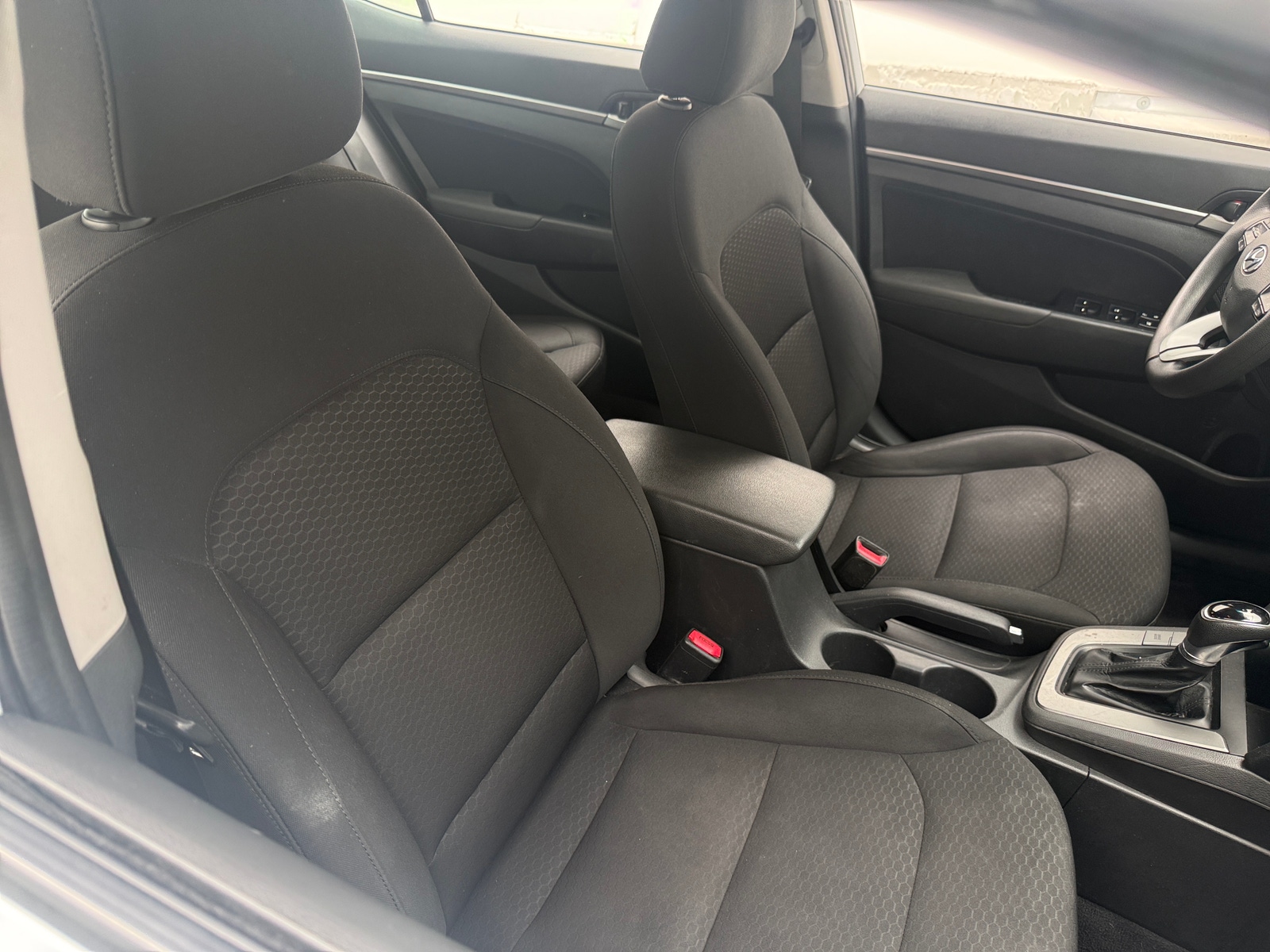 Thumbnail: 2020 Hyundai Elantra - 2