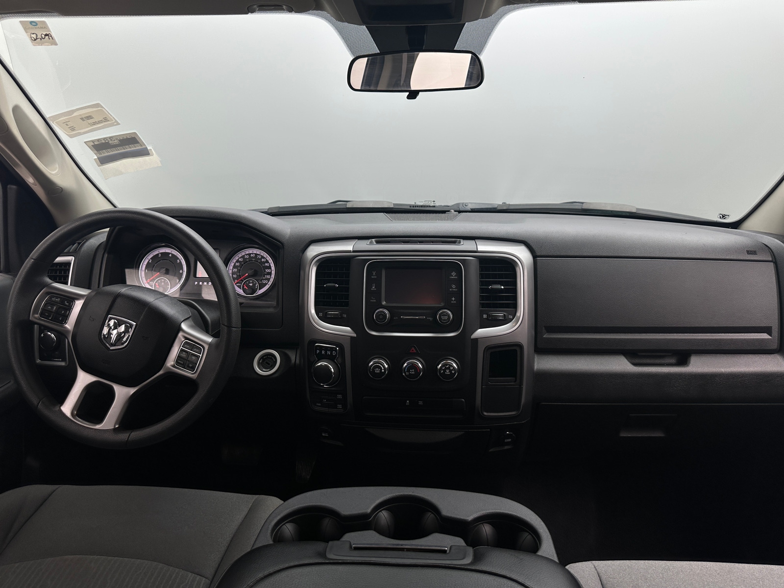 Thumbnail: 2024 RAM 1500 Classic - 3