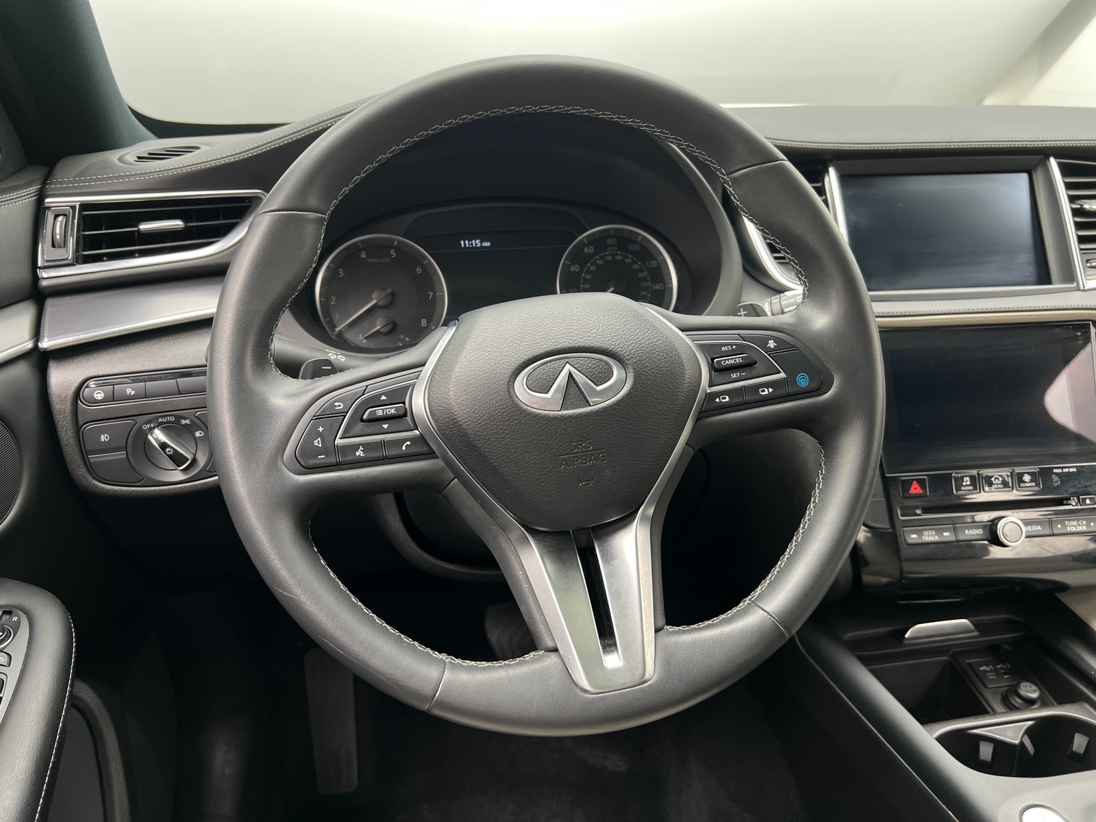 Thumbnail: 2023 INFINITI QX55 - 4