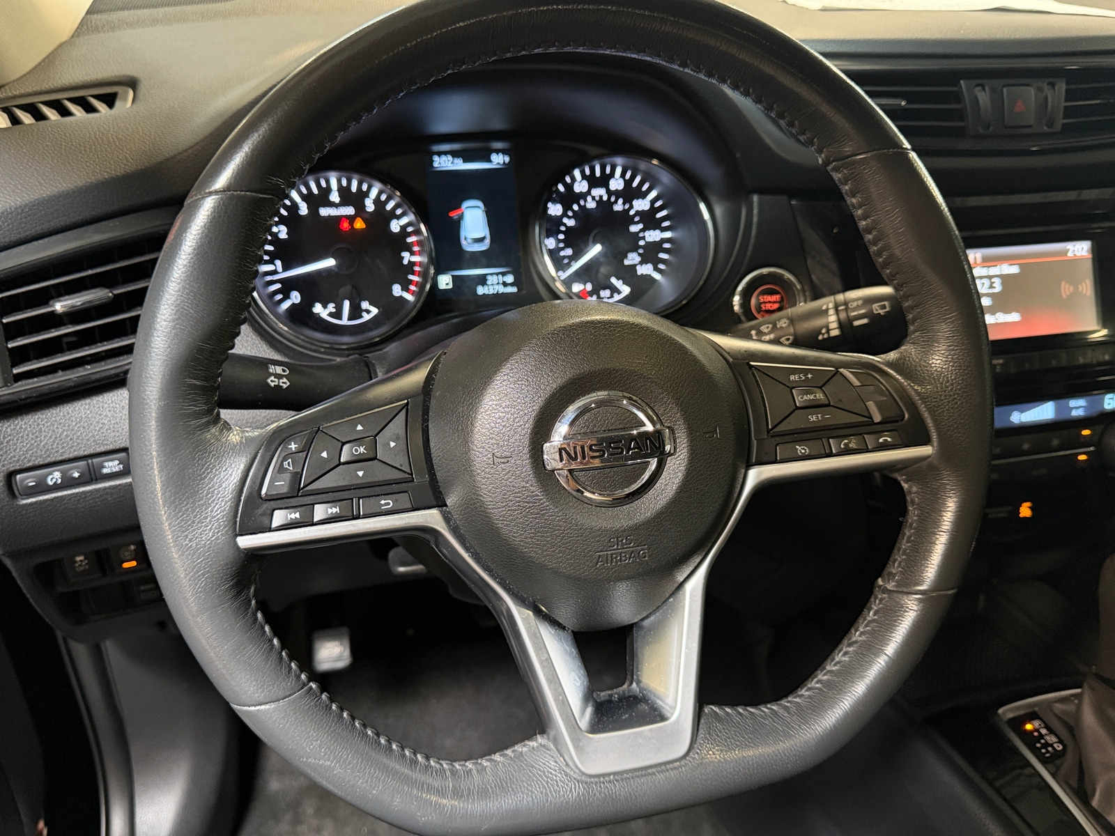 Thumbnail: 2017 Nissan Rogue - 5