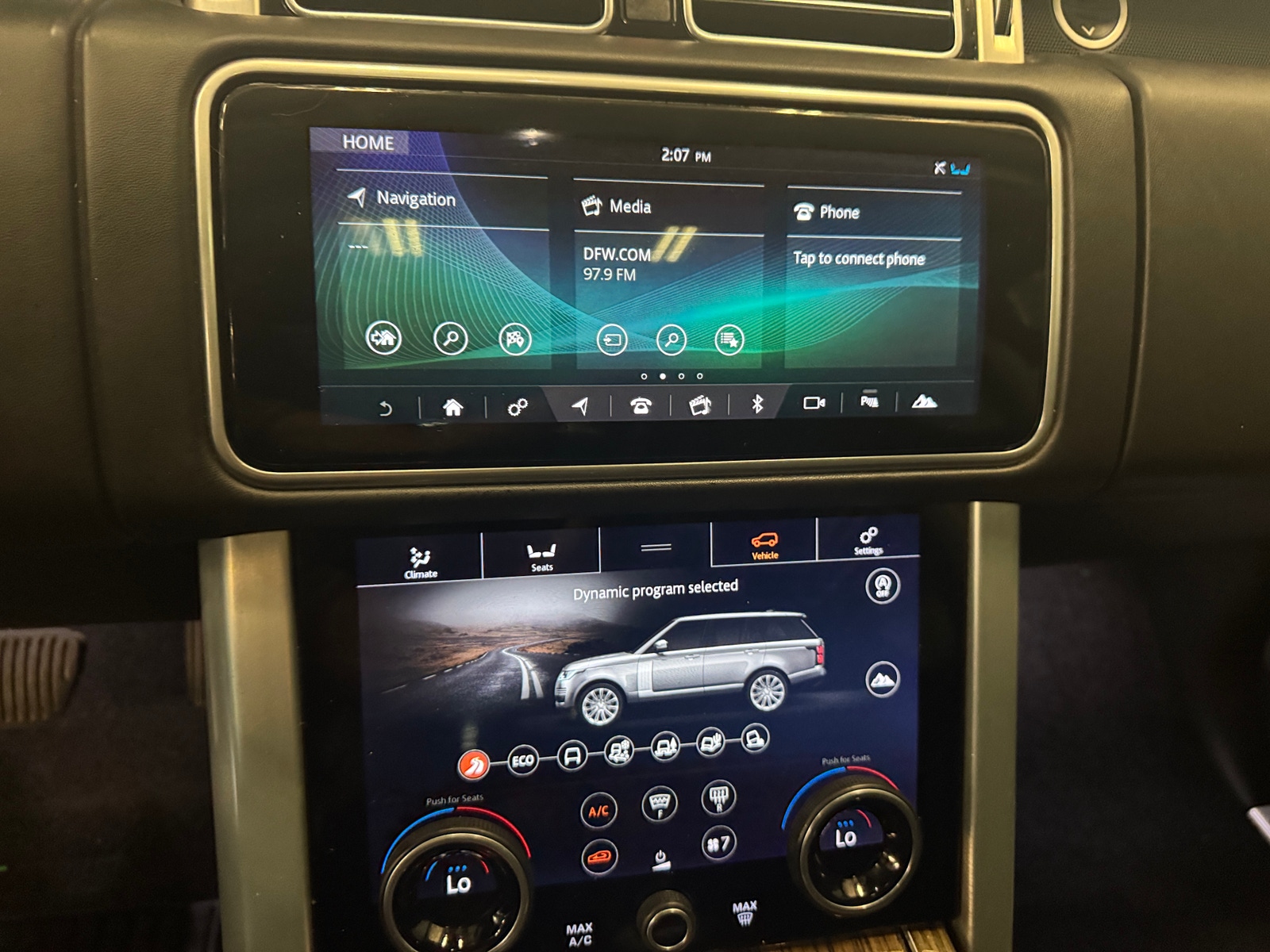 Thumbnail: 2018 Land Rover Range Rover - 3