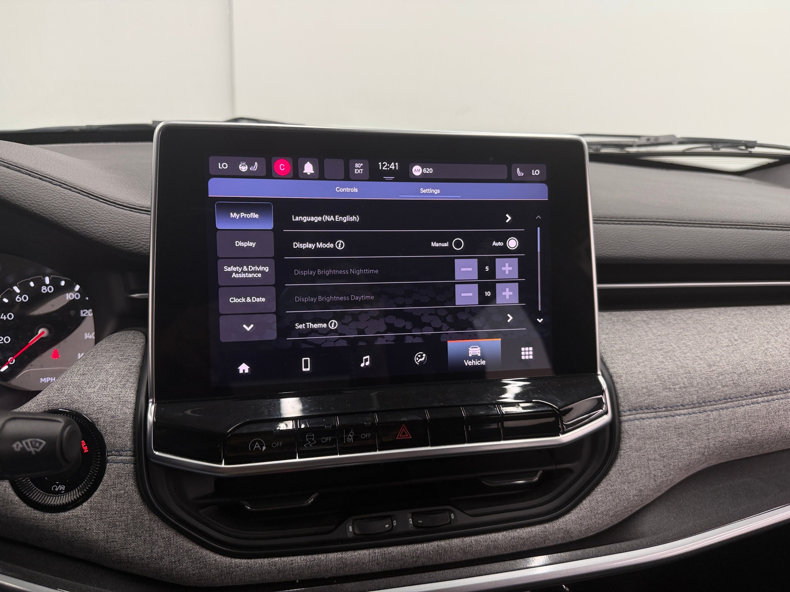 Thumbnail: 2023 Jeep Compass - 4