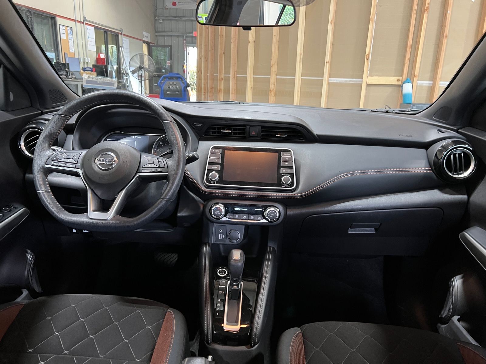 Thumbnail: 2020 Nissan Kicks - 3