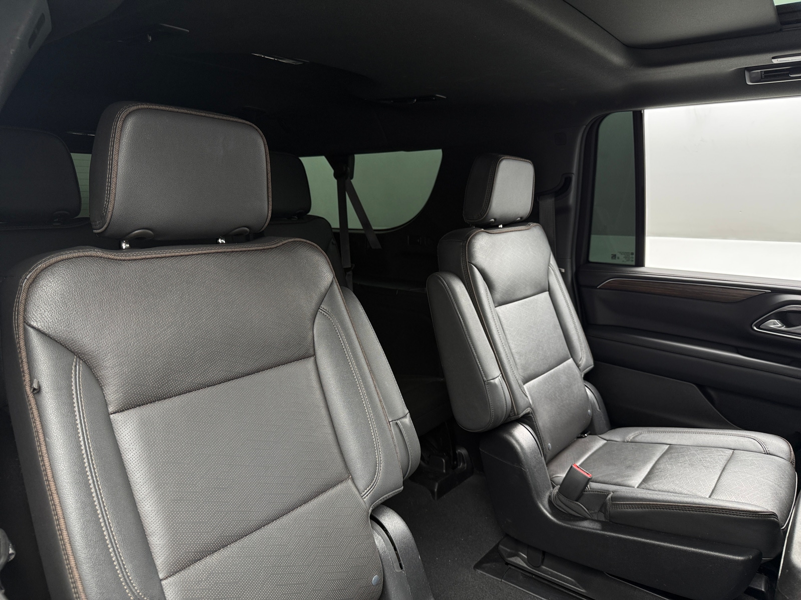 Thumbnail: 2022 Chevrolet Suburban - 5