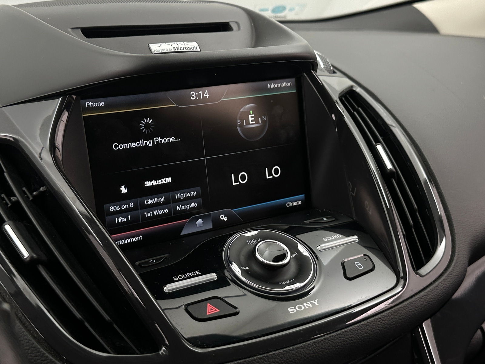 Thumbnail: 2014 Ford Escape - 3
