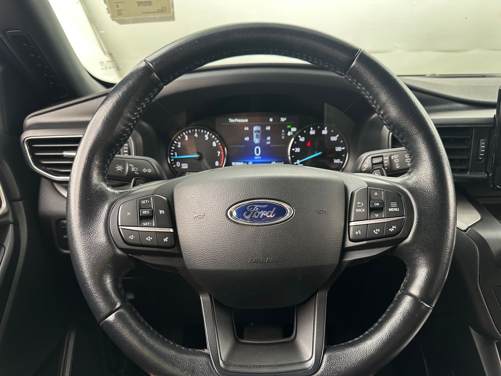 Thumbnail: 2020 Ford Explorer - 4