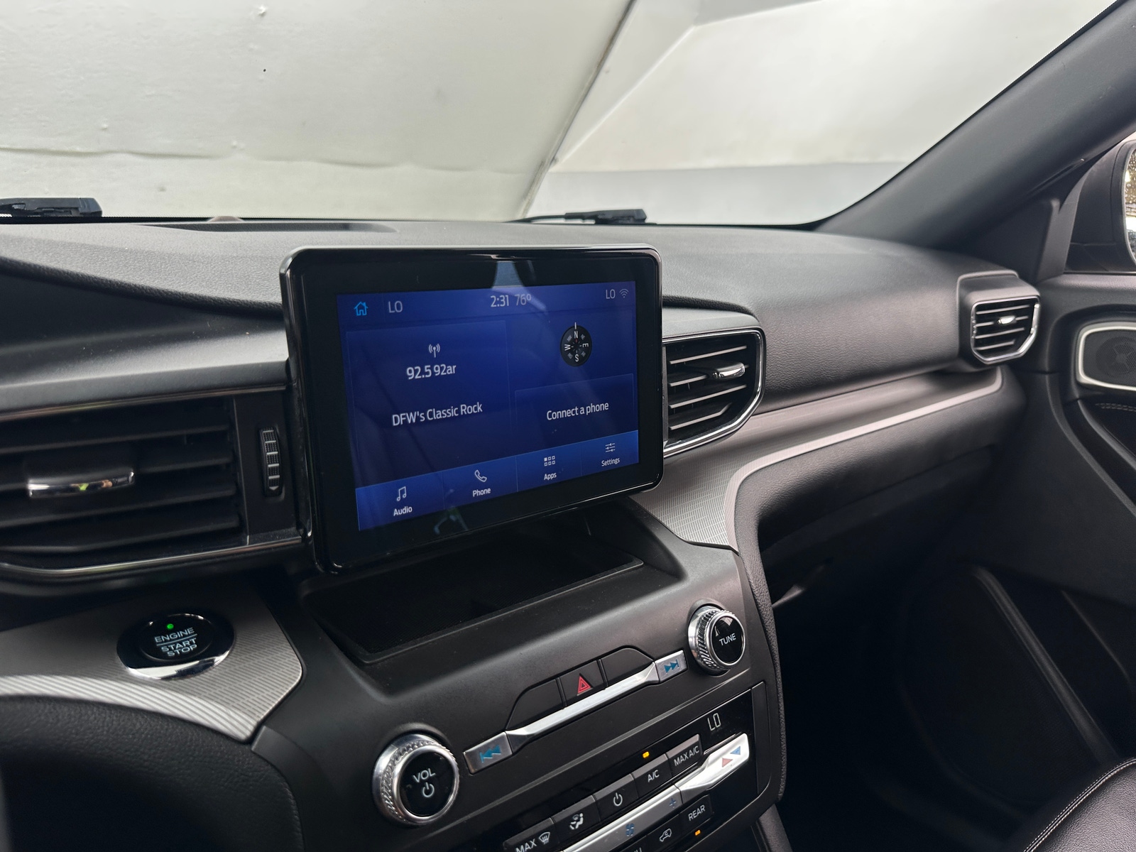 Thumbnail: 2020 Ford Explorer - 3
