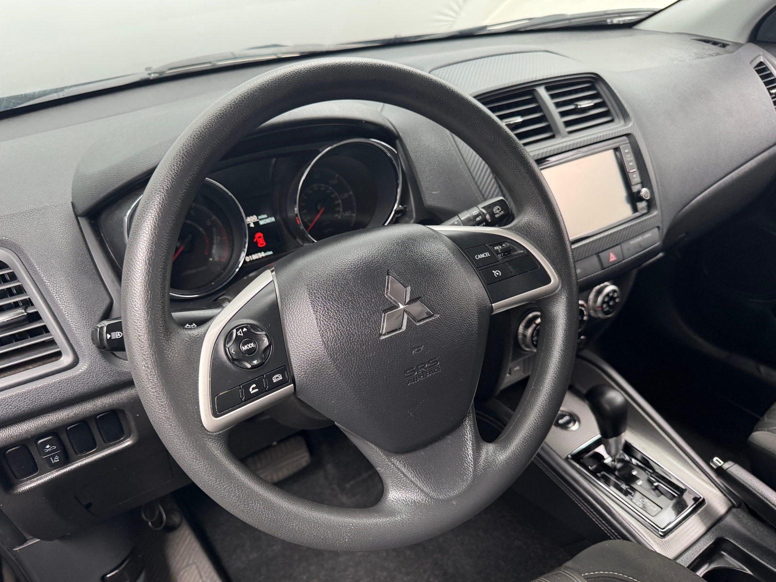 Thumbnail: 2023 Mitsubishi Outlander Sport - 5