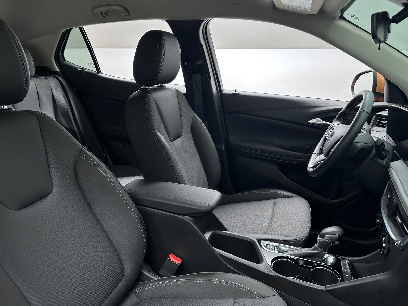 Thumbnail: 2024 Buick Encore GX - 2