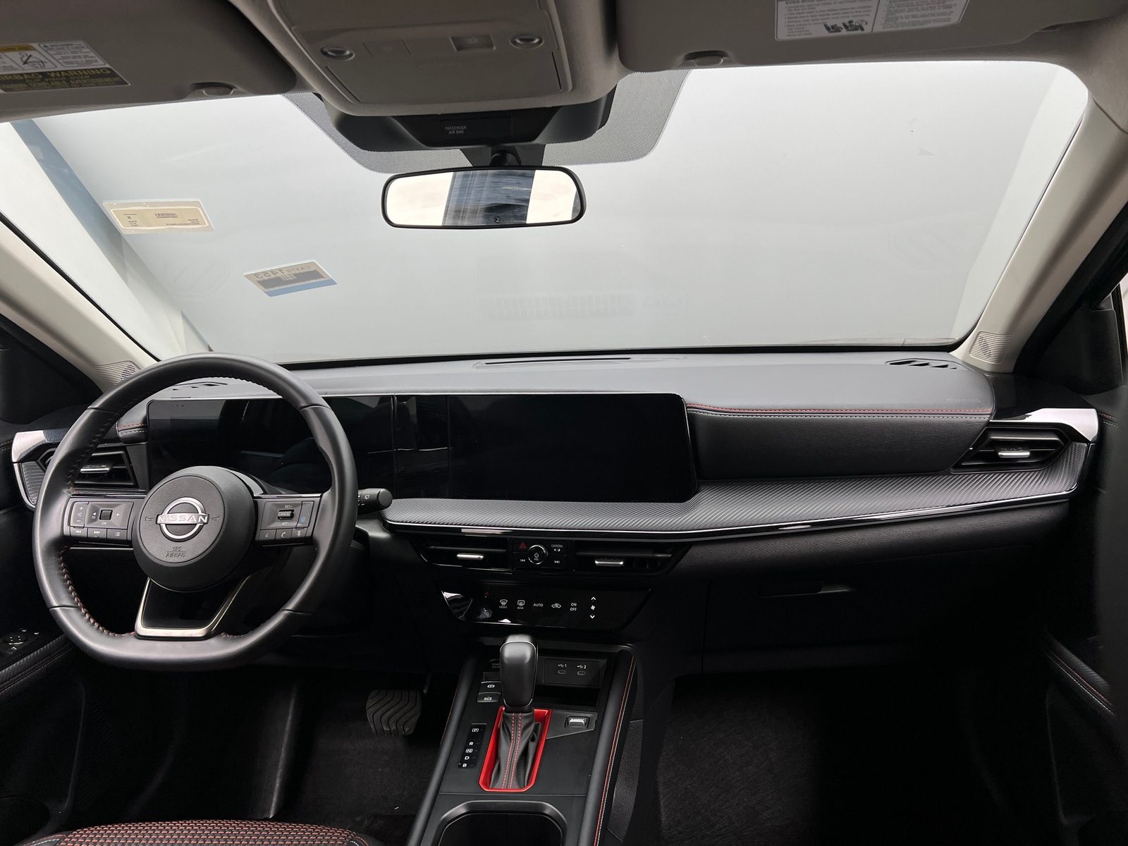 Thumbnail: 2025 Nissan Kicks - 2