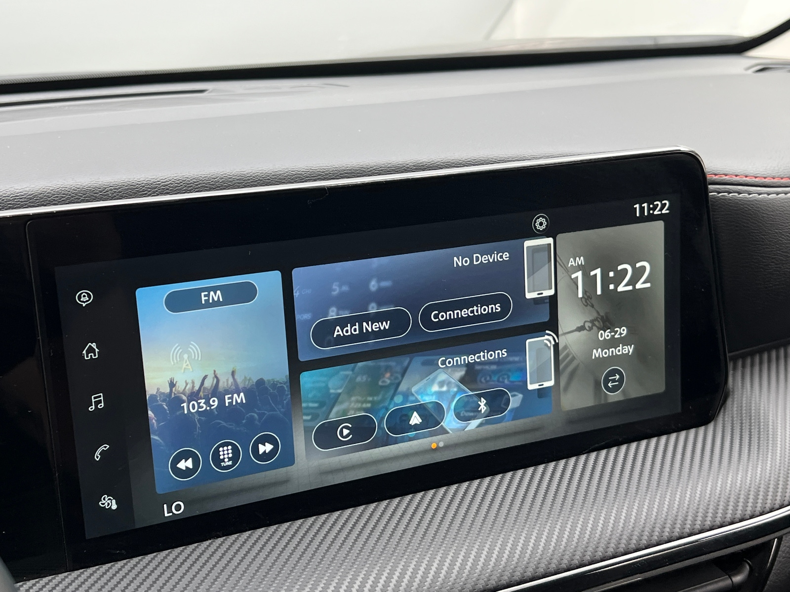 Thumbnail: 2025 Nissan Kicks - 3