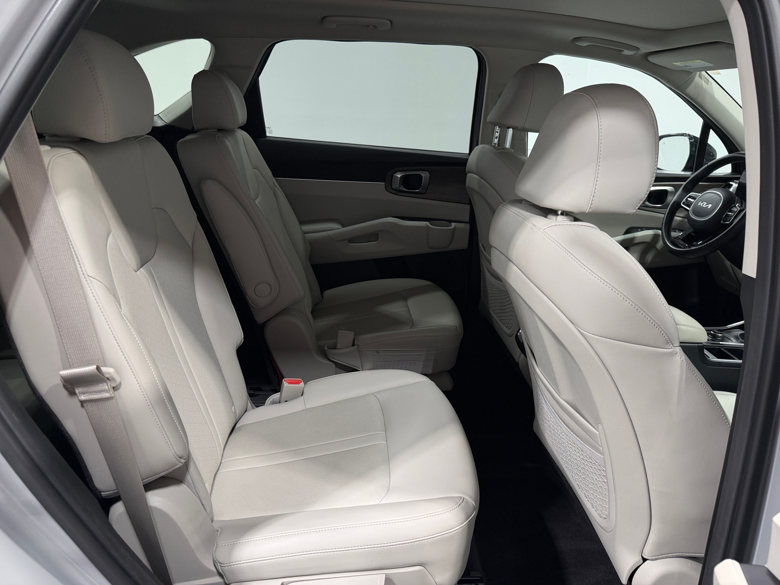 Thumbnail: 2022 Kia Sorento - 5