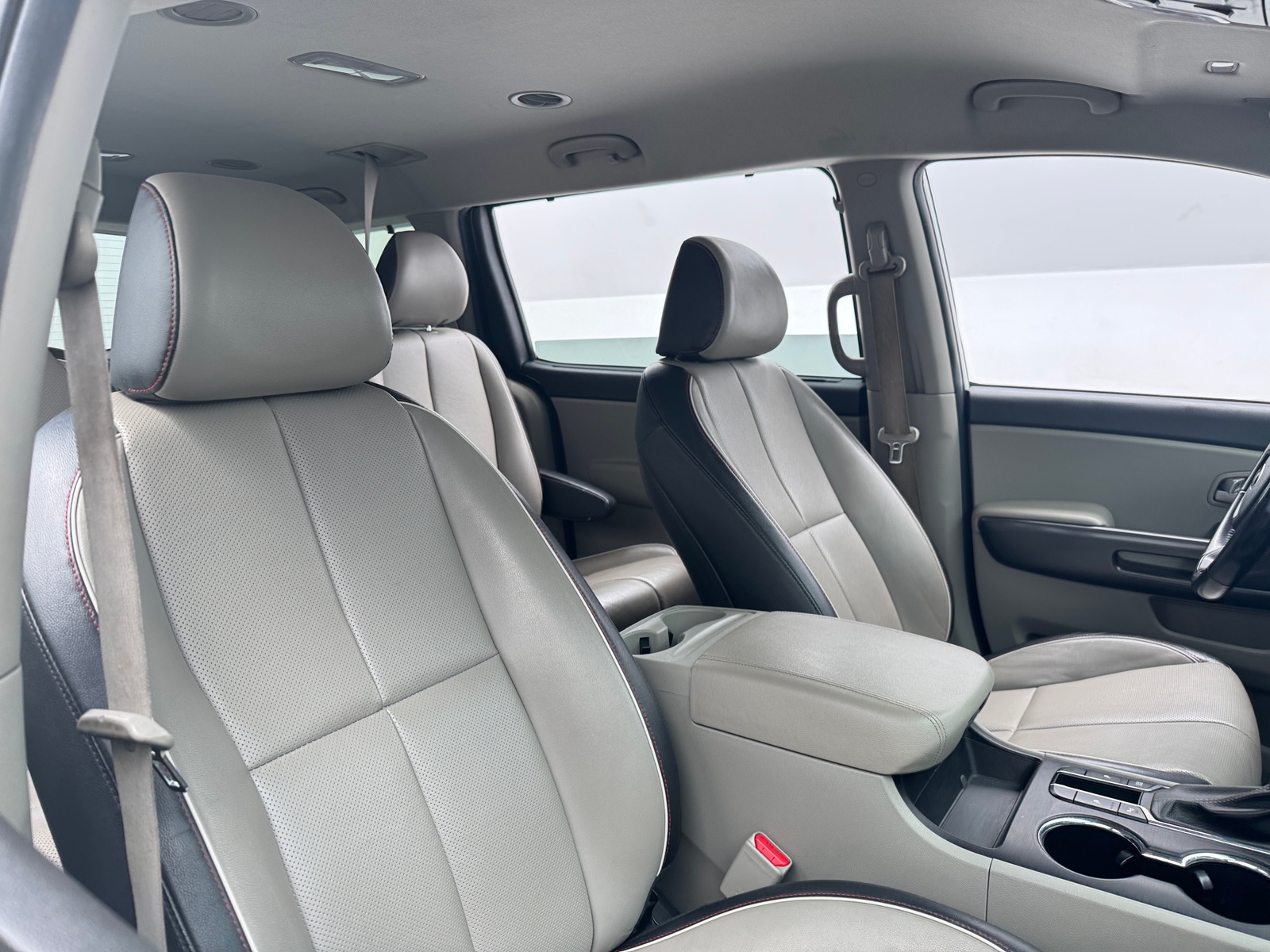 Thumbnail: 2021 Kia Sedona - 2