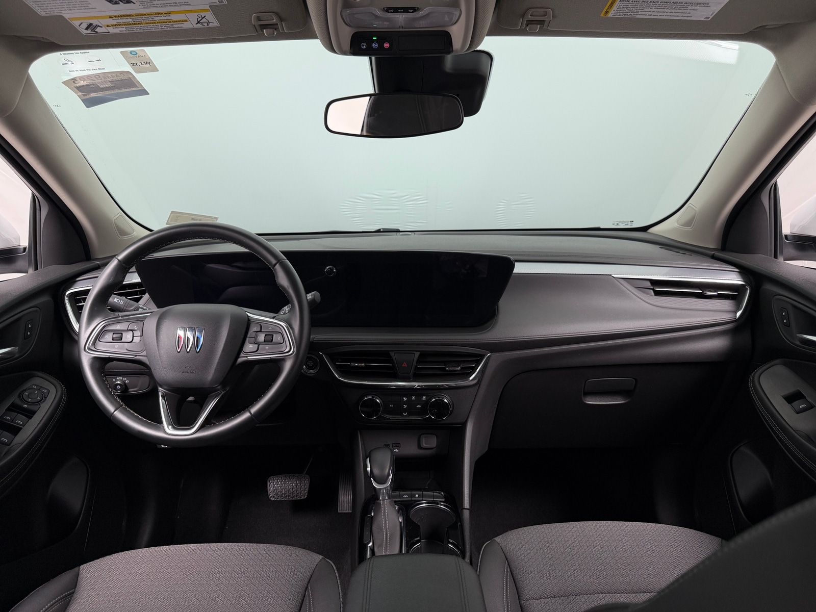 Thumbnail: 2025 Buick Encore GX - 3