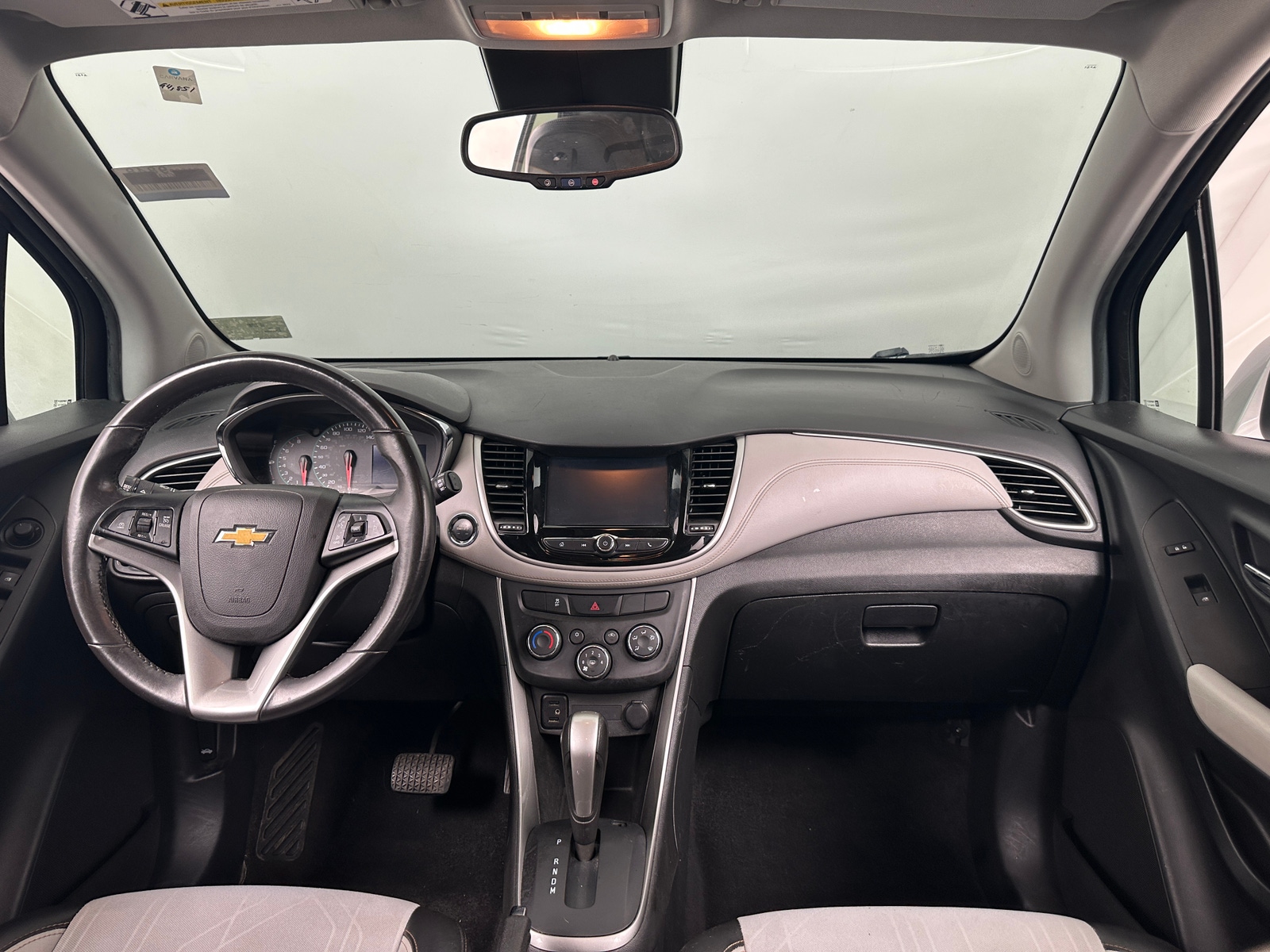 Thumbnail: 2017 Chevrolet Trax - 3