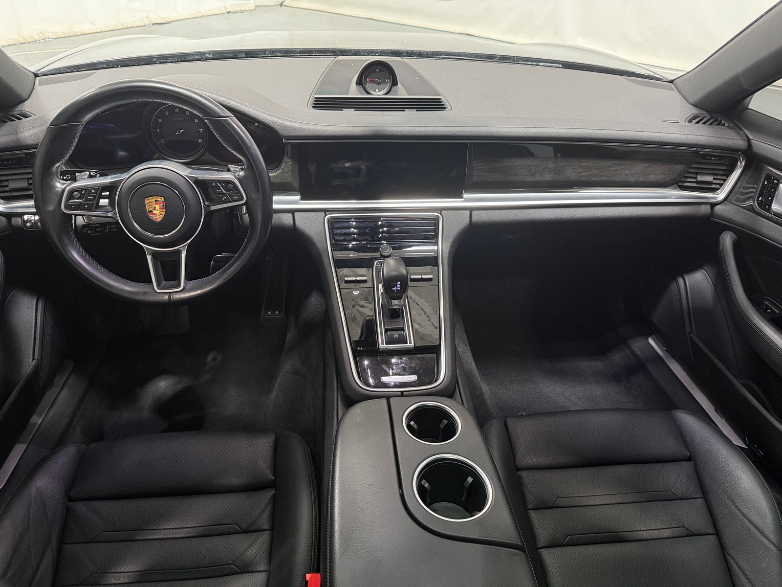 Thumbnail: 2017 Porsche Panamera - 2
