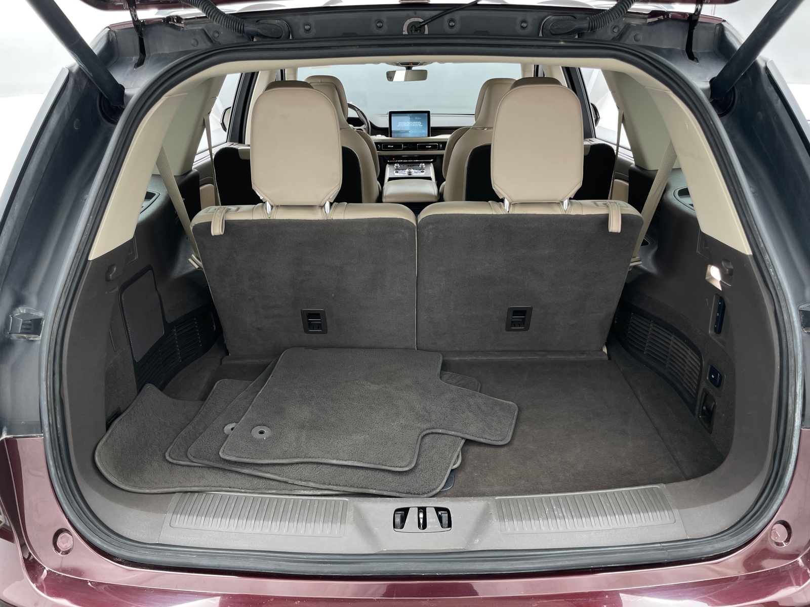 Thumbnail: 2020 Lincoln Aviator - 6