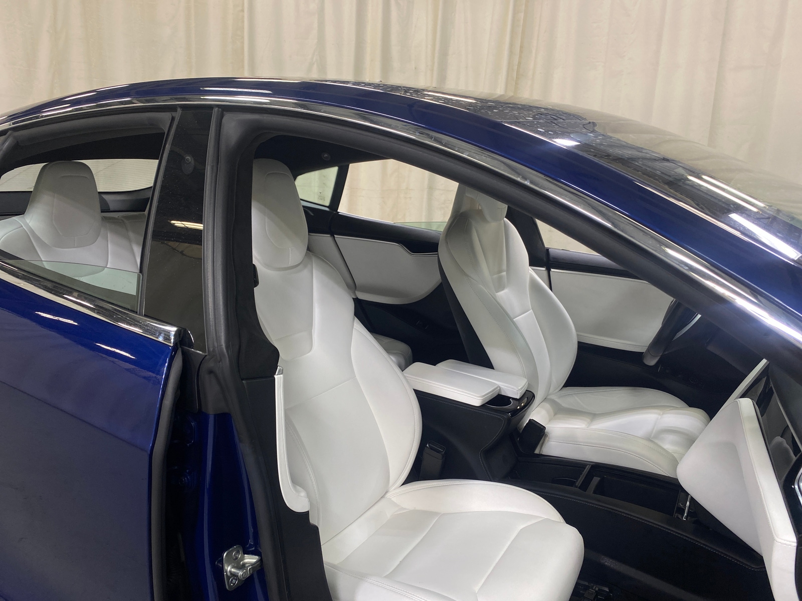 Thumbnail: 2017 Tesla Model S - 2