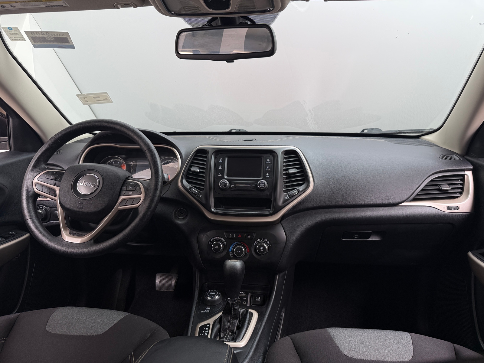 Thumbnail: 2017 Jeep Cherokee - 3