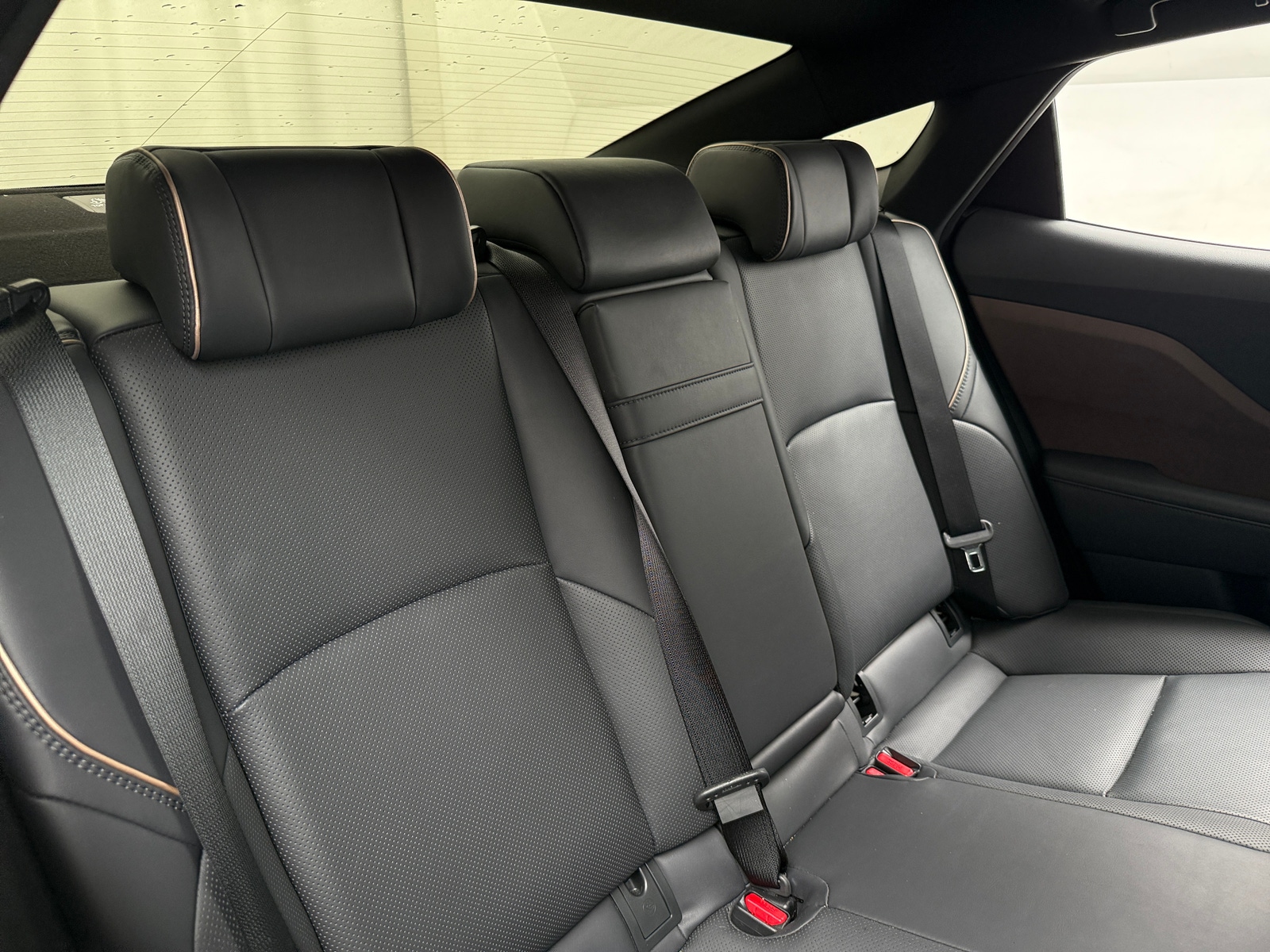 Thumbnail: 2023 Toyota Crown - 6