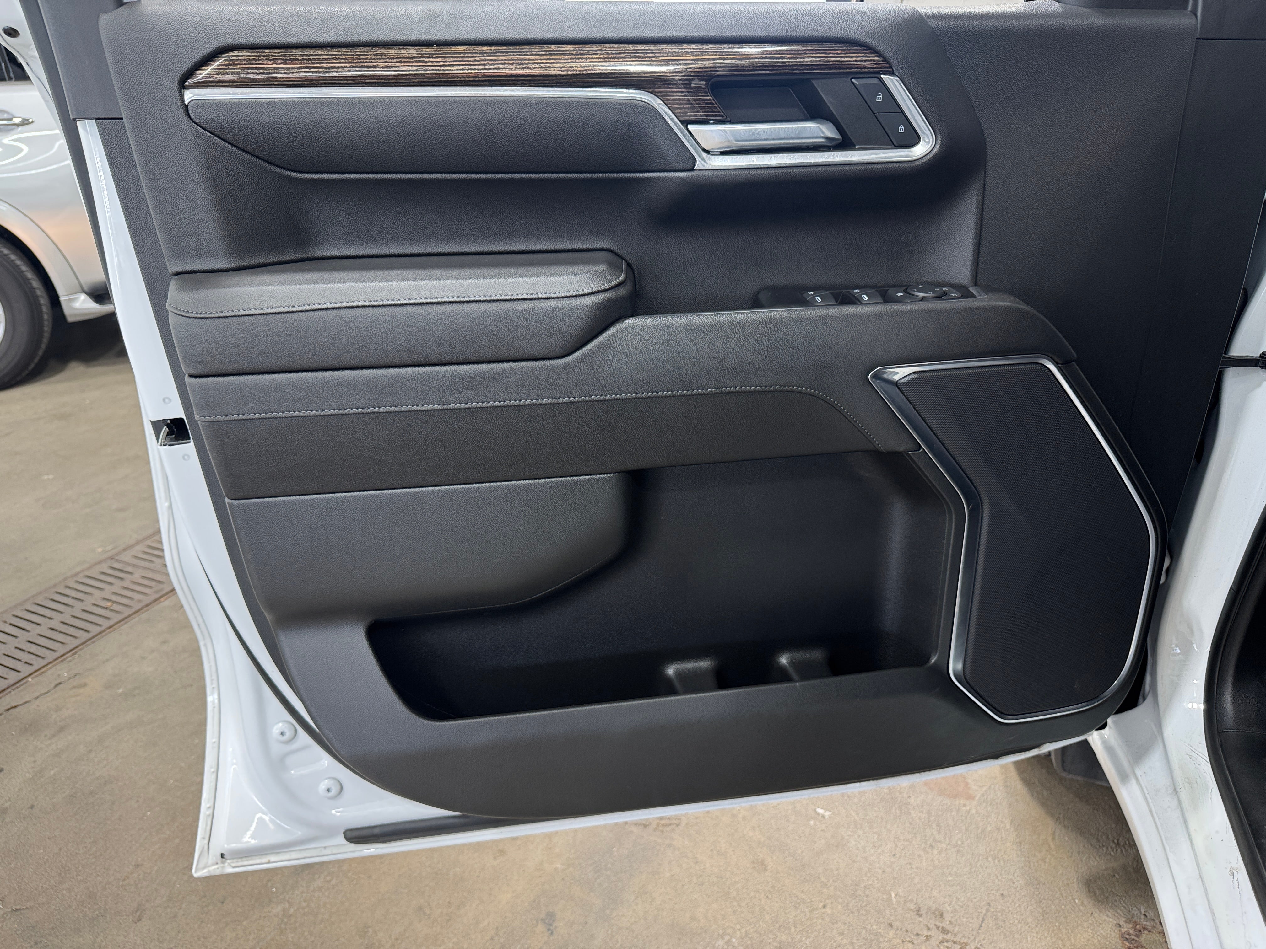 2023 GMC Sierra 1500 Elevation - Photo 10