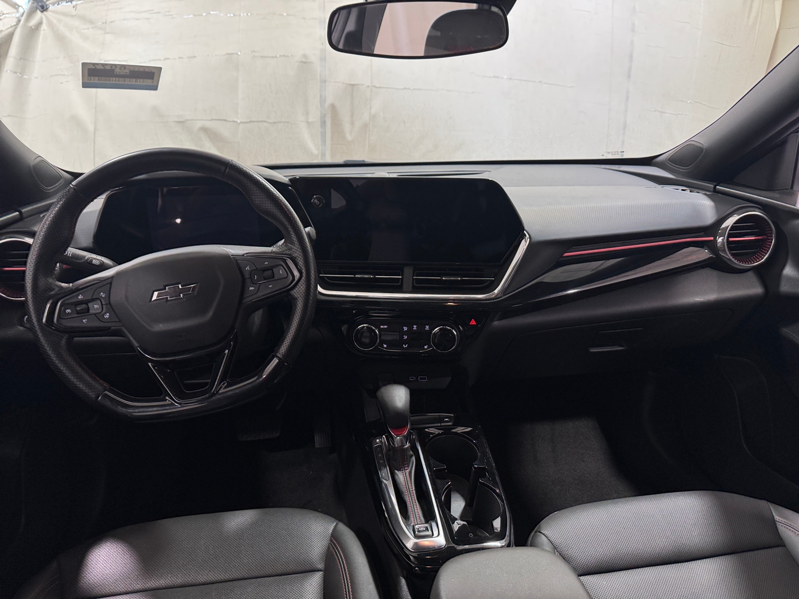 Thumbnail: 2024 Chevrolet Trax - 2