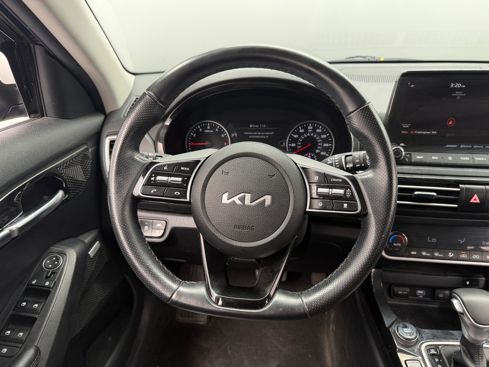 Thumbnail: 2022 Kia Seltos - 4